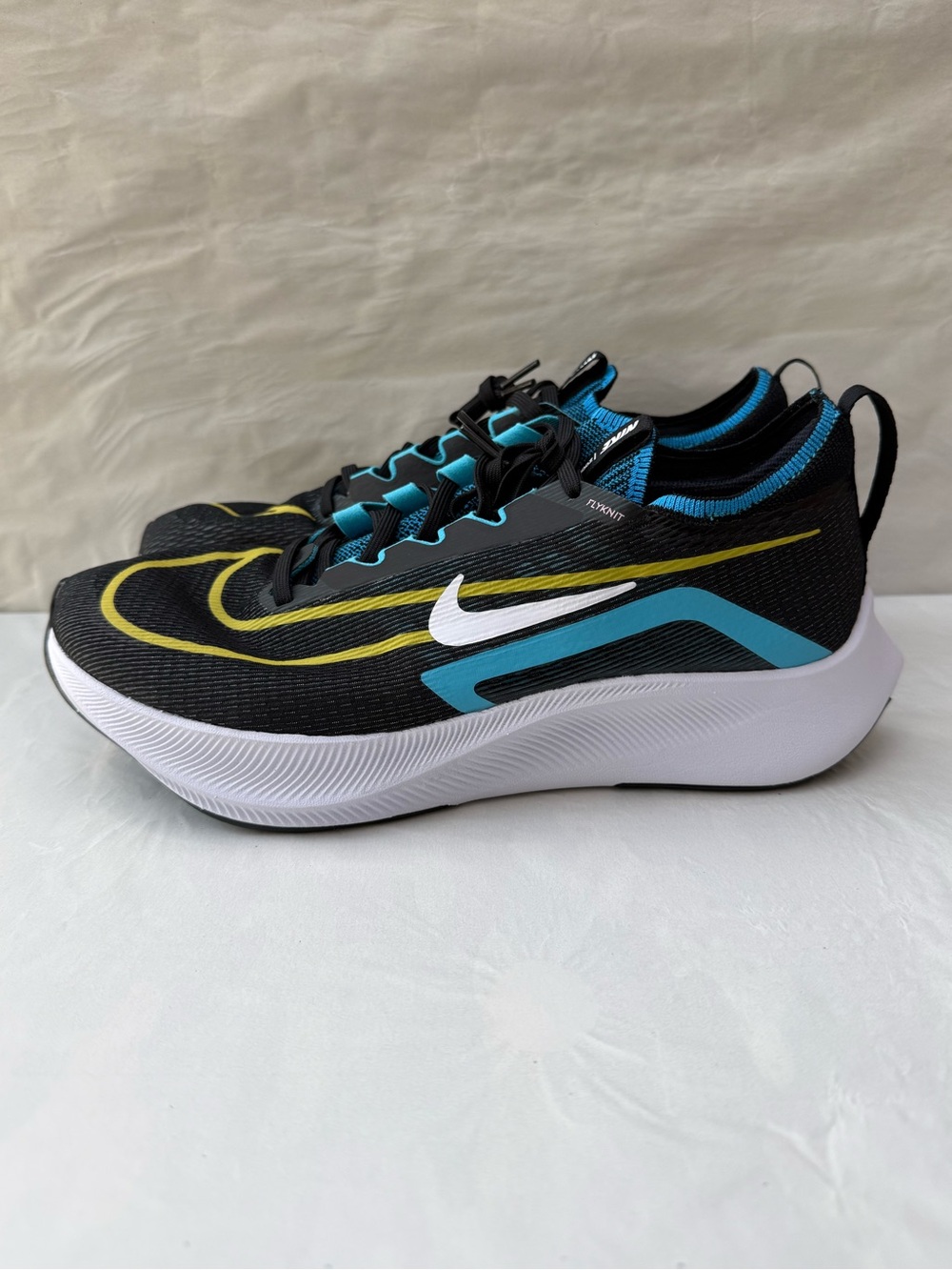 Nike Men’s Zoom Fly 4 Running Shoes — Black with Yellow & Teal - NWT - Size 9